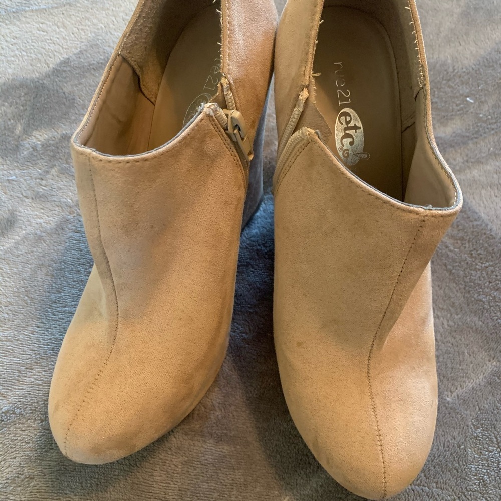 Rue21 tan suede wedge bootie